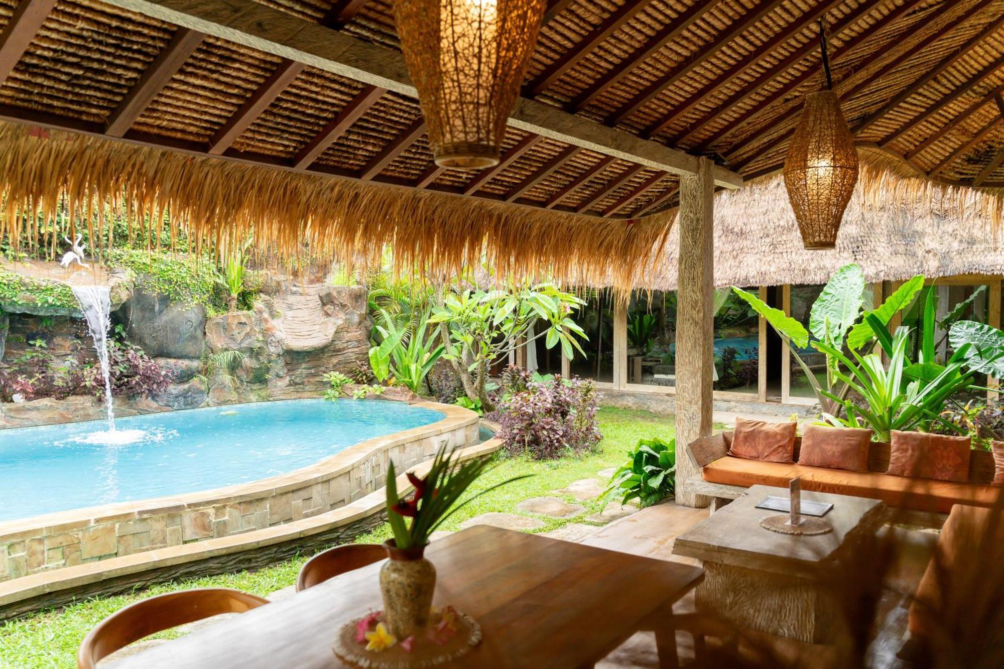 Villa Puri Samaira à Tanjung  Extérieur photo