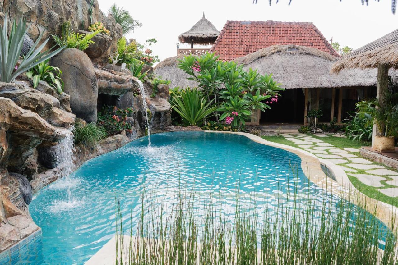 Villa Puri Samaira à Tanjung  Extérieur photo